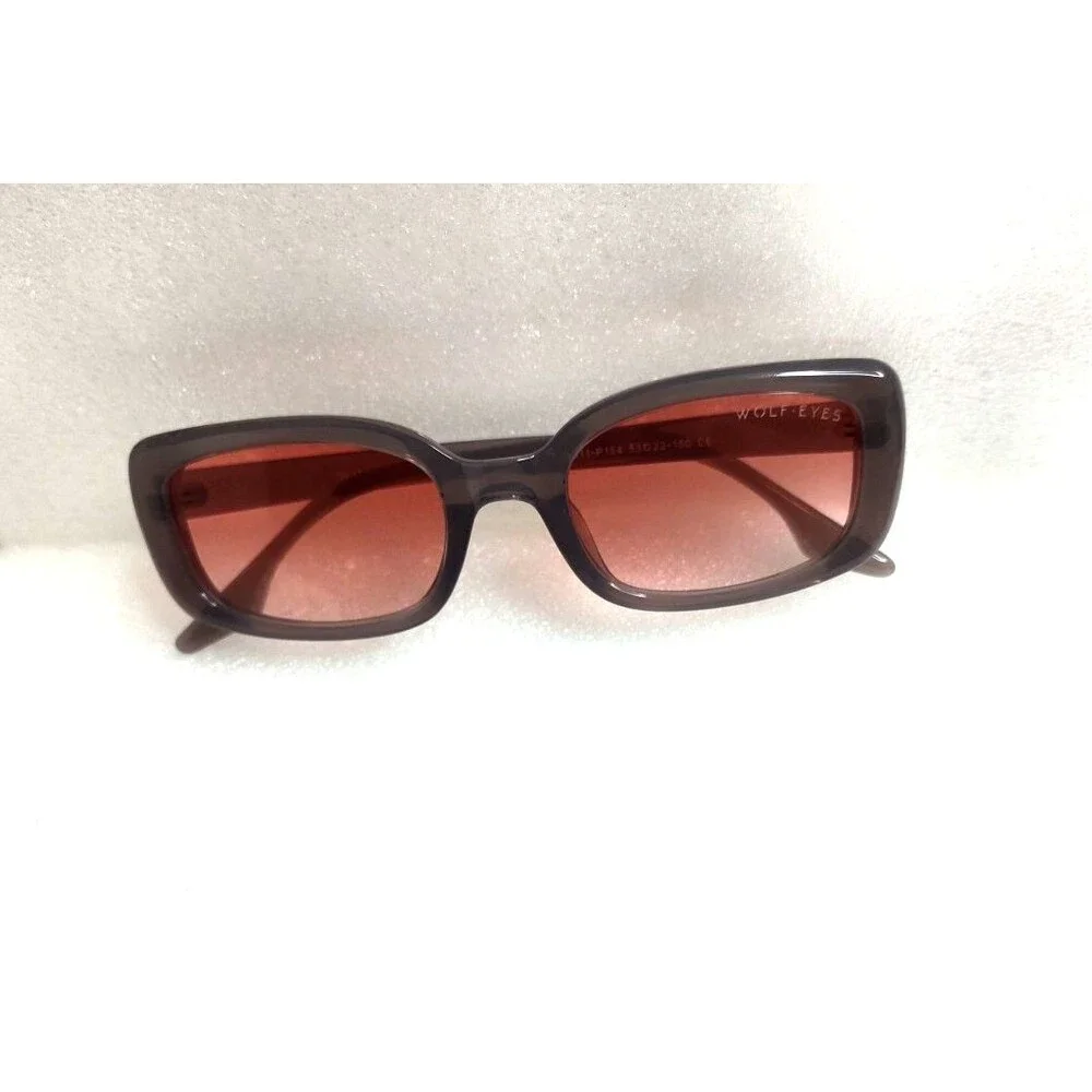 Men's Wolf Eyes Gray Rectangle Sunglasses Pink Gradient Lens & Case  53-22-150